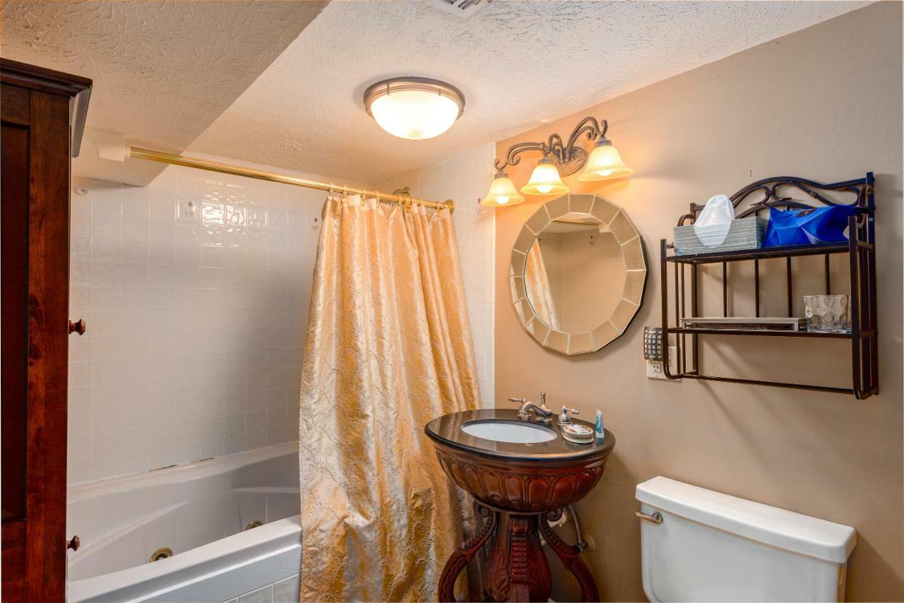 Red Bud Manor Inn Eureka Springs Ngoại thất bức ảnh